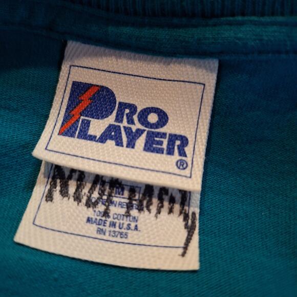 Miami Dolphins Vintage single stitch embroidered logo Pro layer tee mens M - Picture 4 of 7